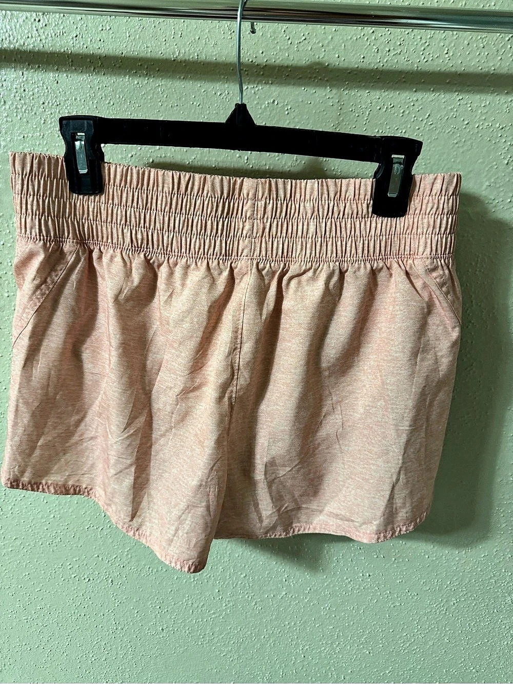 Gap GapFit shorts High Waist Shorts in Coral / Peach 12Size Medium
